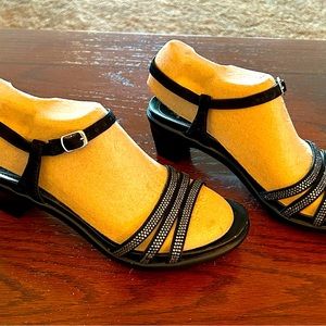 Black rhinestones abeo sandals with small heel size 8